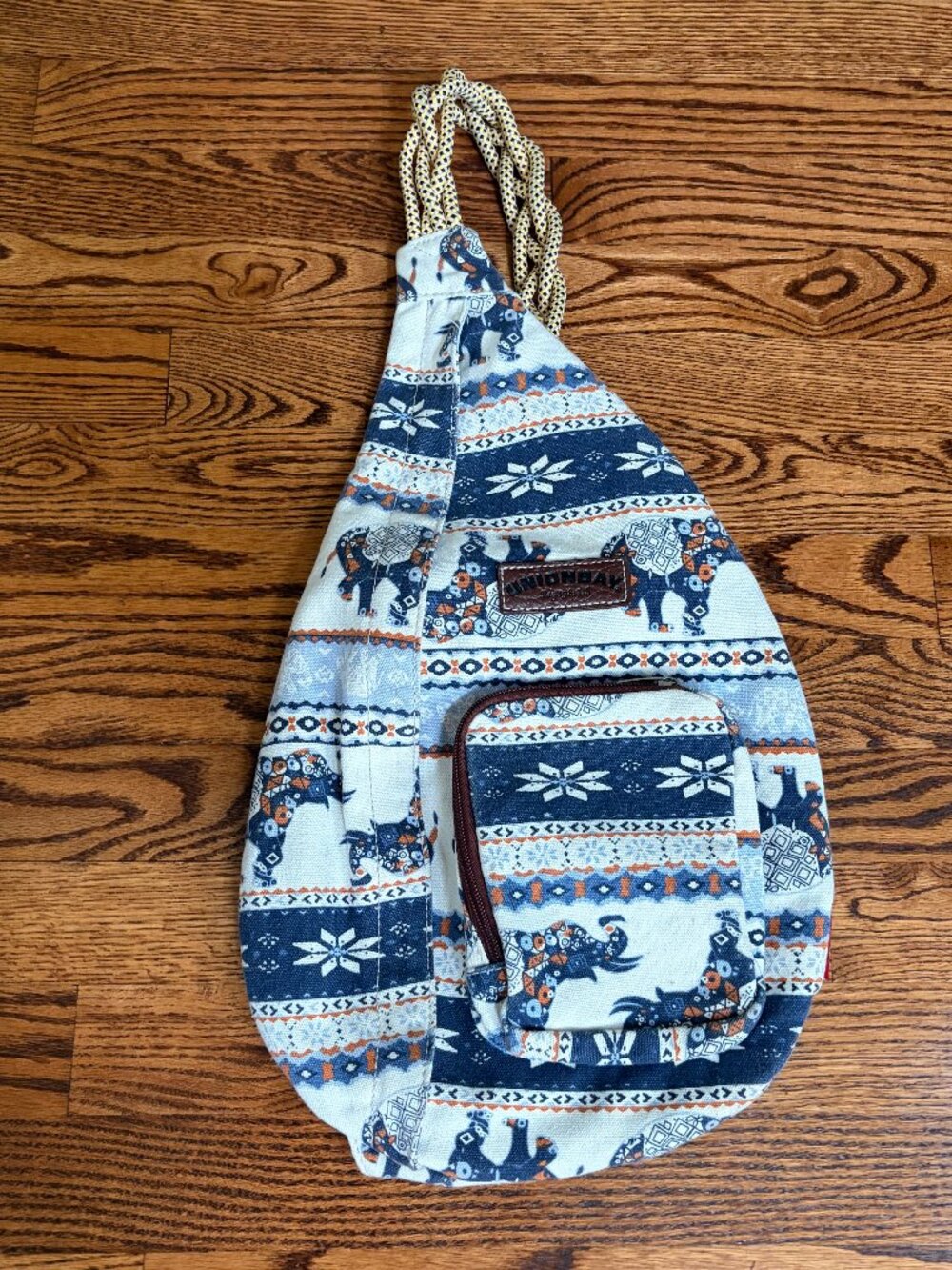 Union Bay Crossbody Teardrop Sling Sak Elephants Geometric Bag Rope Brown Purse